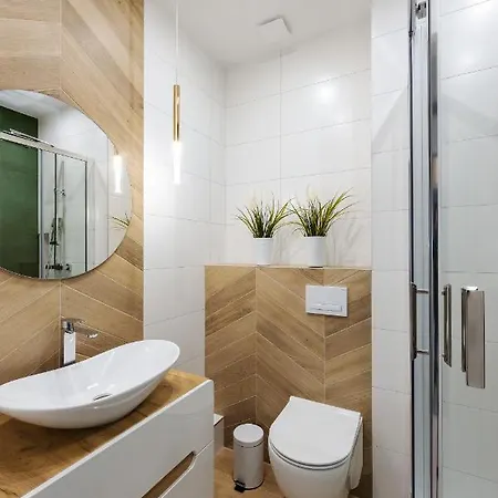 Sun And Jelenia Góra